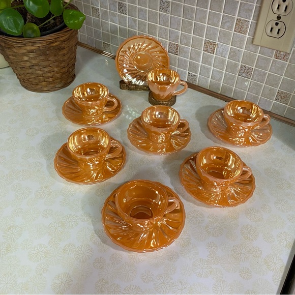 Vintage Fire King Peach Lustre set of 7 mini tea cups & saucers 14 pieces - Picture 3 of 11